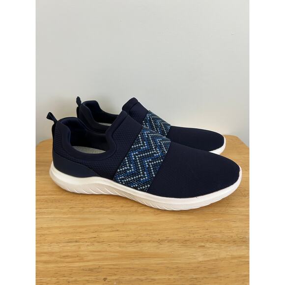 CLOUDSTEPPERS by Clarks Nova Way Navy Slip-On Sneakers - Picture 2 of 8